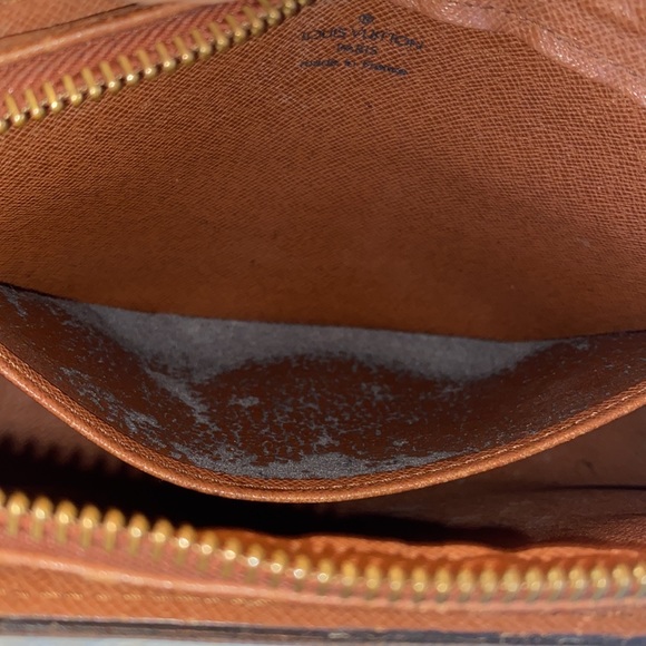 Louis Vuitton Monogram Wristlet/Clutch - Picture 9 of 16